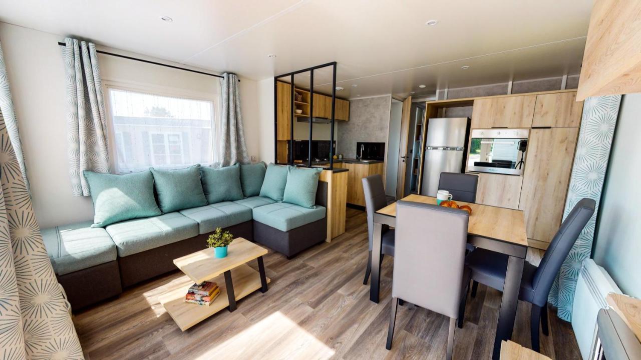 Jpp Marie Ange Proprietaire Hotel Saint-Julien-en-Born Luaran gambar